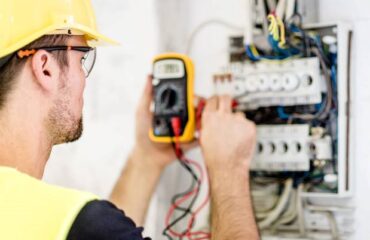 Carson Accurate Electrician Diagnosing Electrical Danger